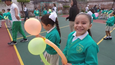 El Colegio Stratford da la bienvenida a sus estudiantes